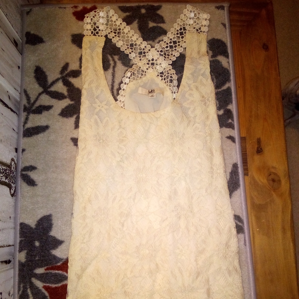 Lace tank top